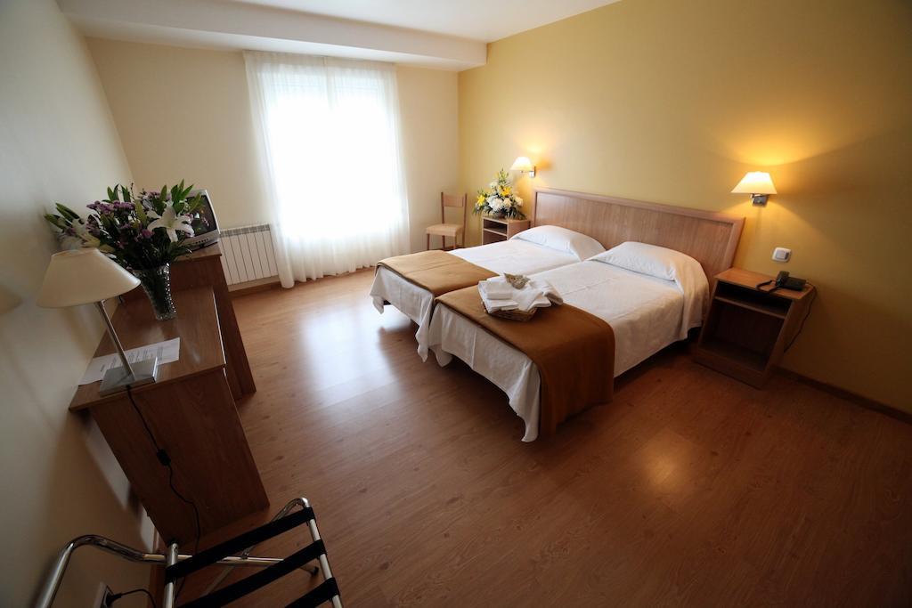 Hotel Rio Ulla Monterroso Zewnętrze zdjęcie