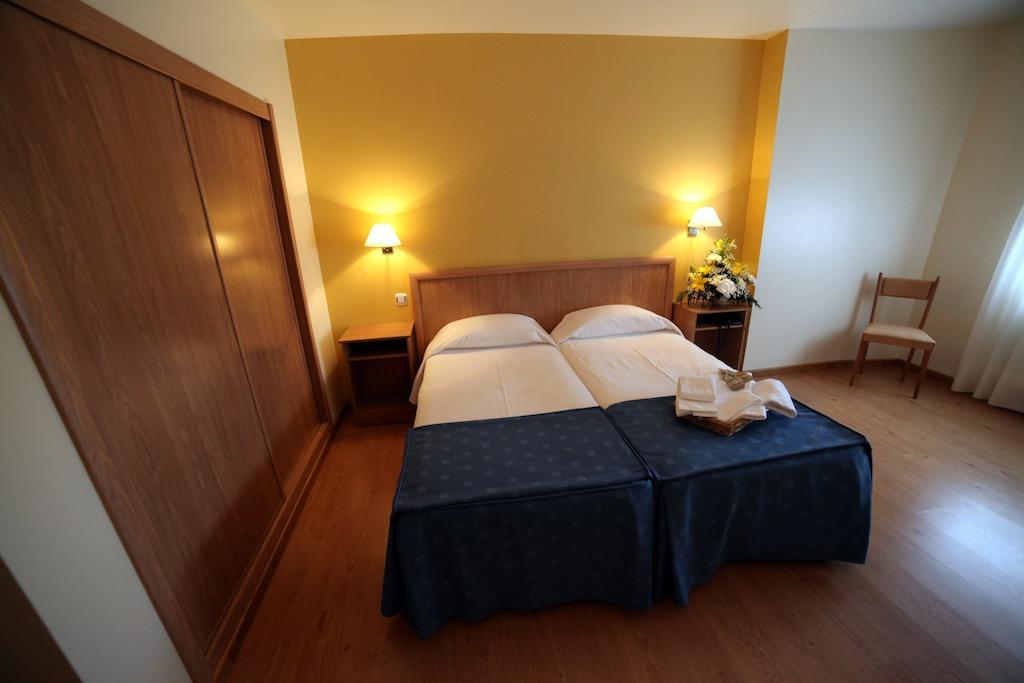Hotel Rio Ulla Monterroso Zewnętrze zdjęcie